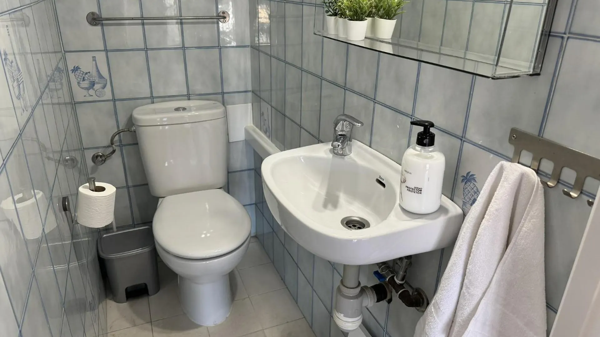 Nerja Paradise Rentals - Villa Margot 0*,  Spain