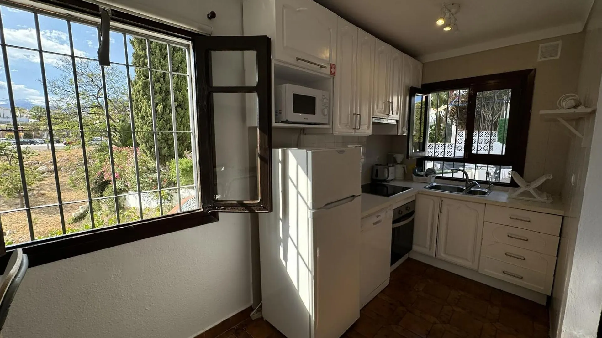 Nerja Paradise Rentals - Villa Margot