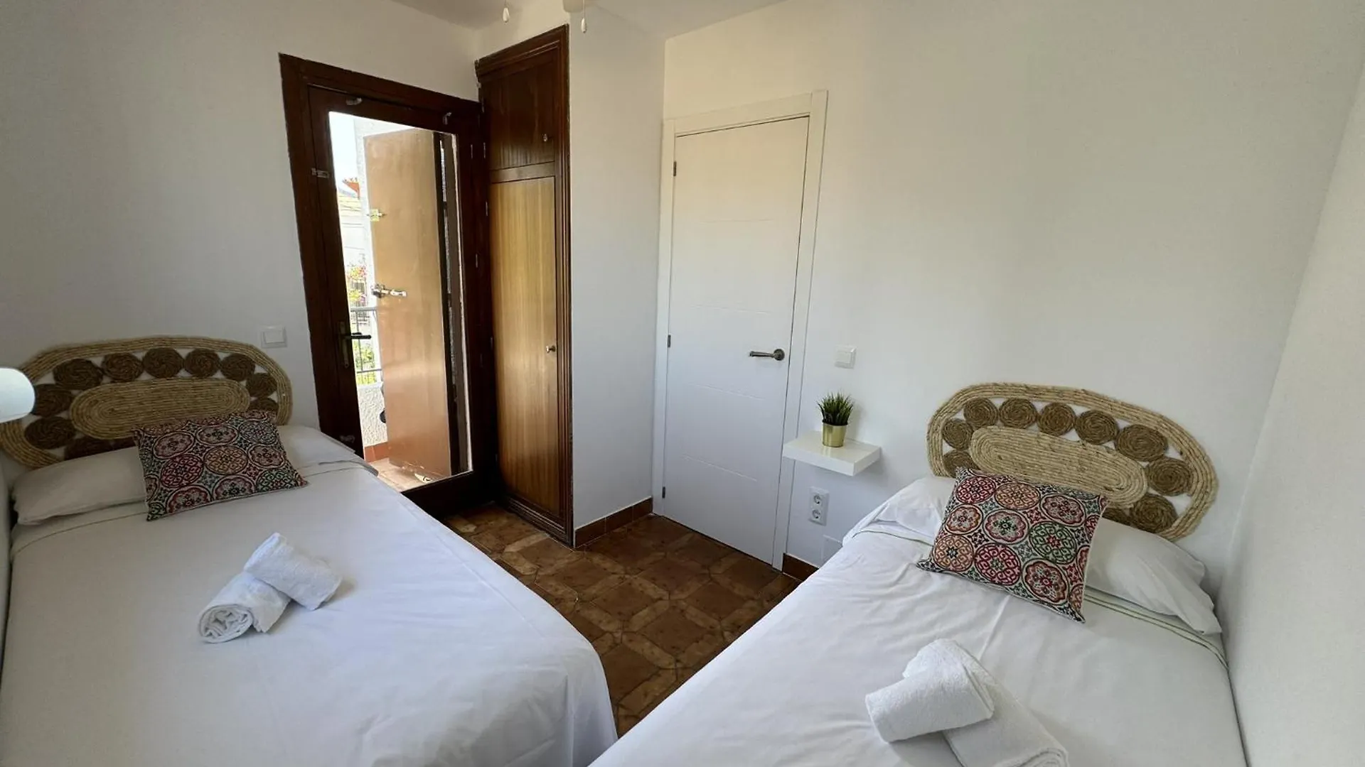 Nerja Paradise Rentals - Villa Margot 0*,  Spain